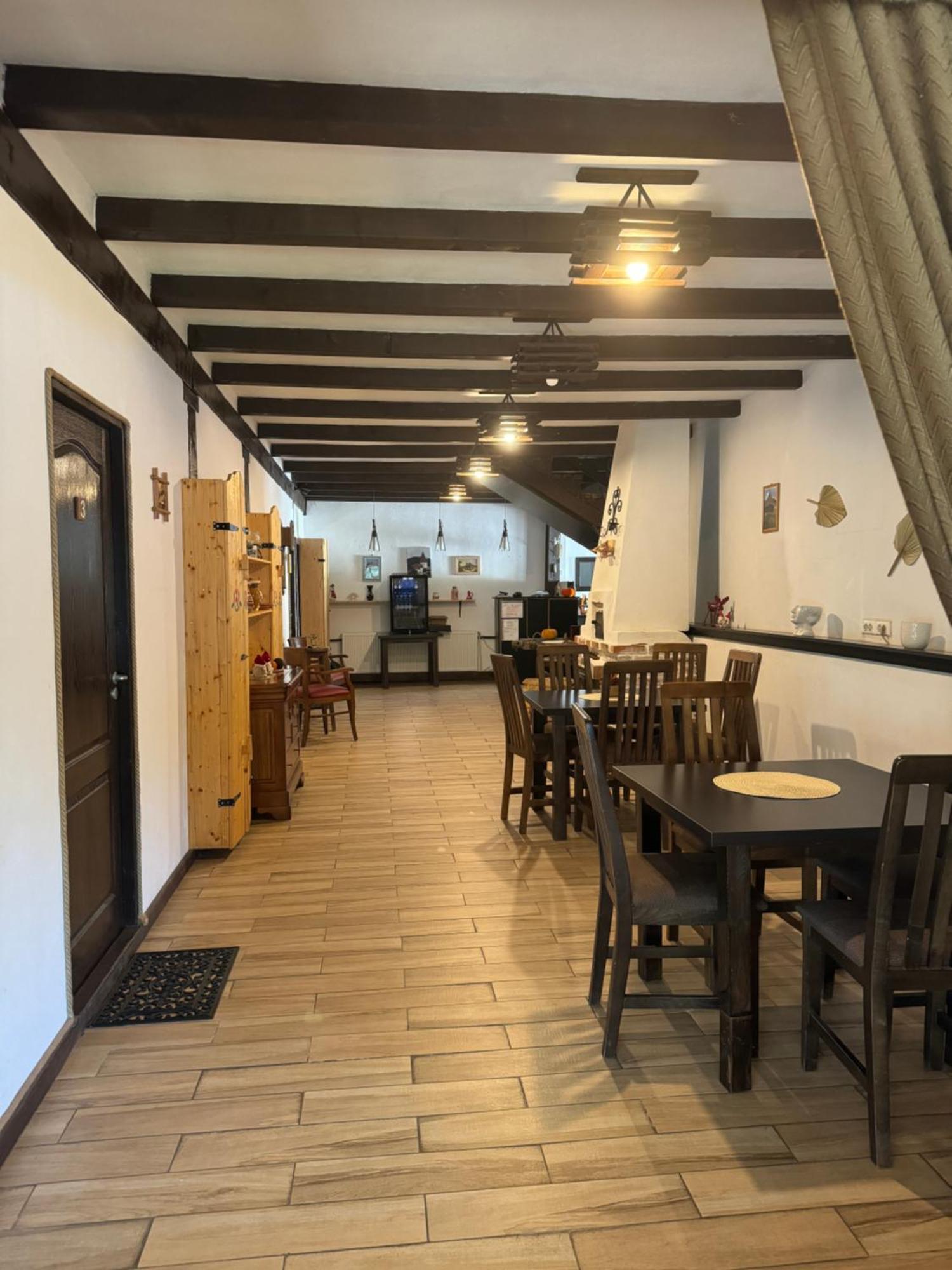 Poenari Conacul Lui Patrick酒店 外观 照片